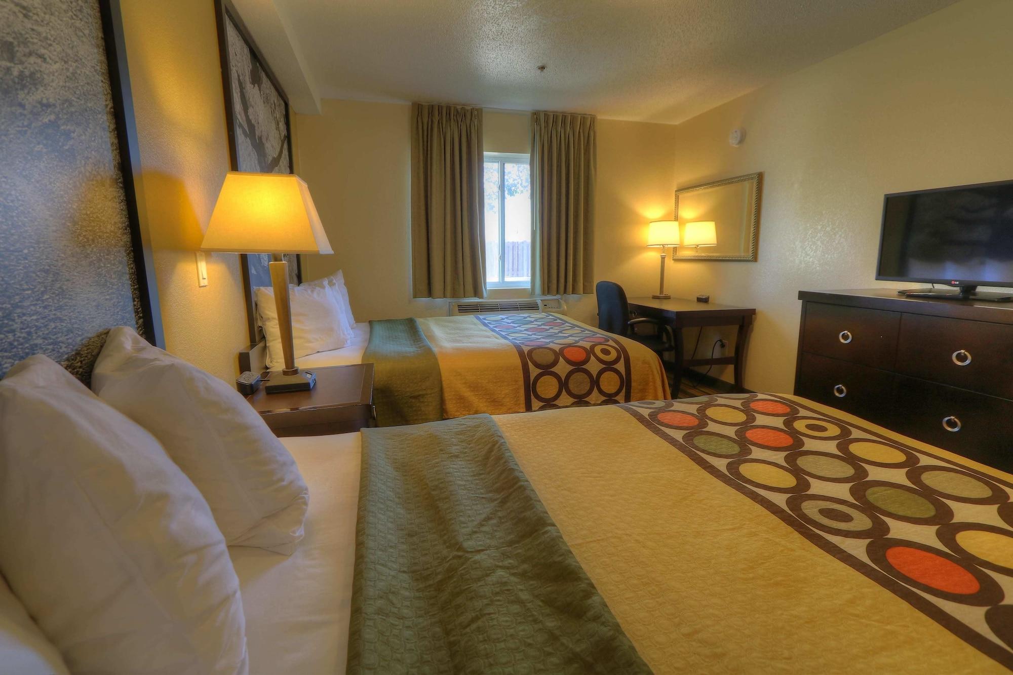 Super 8 By Wyndham Mt. Pleasant Hotell Mount Pleasant Eksteriør bilde