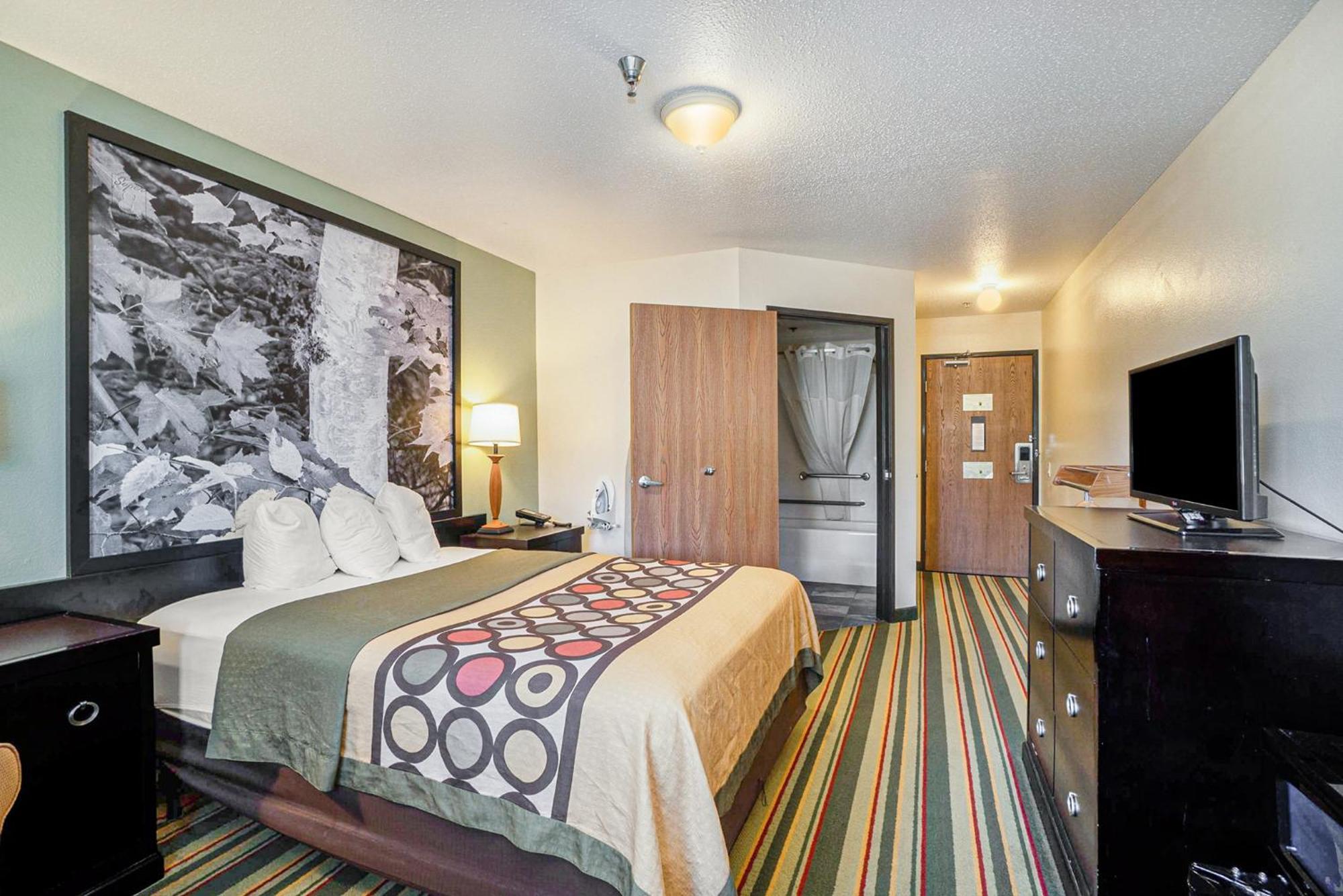 Super 8 By Wyndham Mt. Pleasant Hotell Mount Pleasant Eksteriør bilde